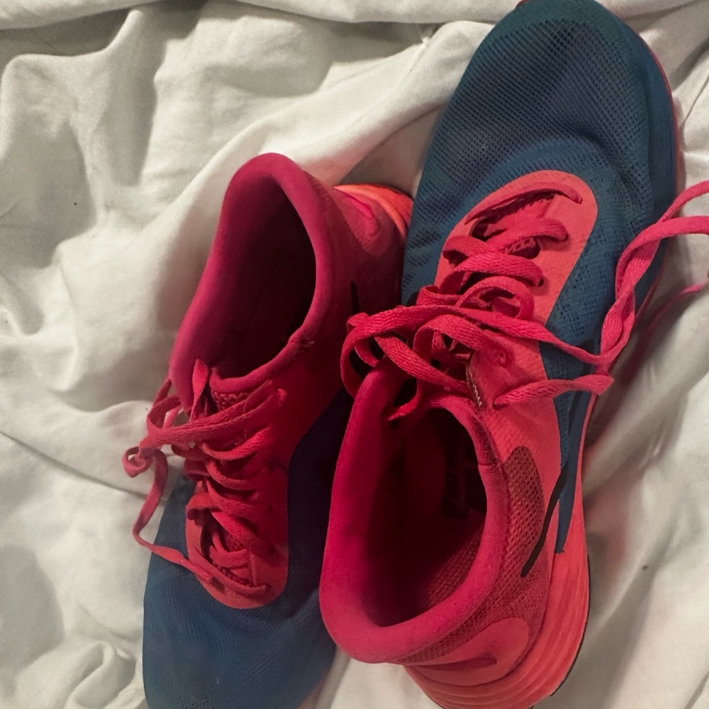 Nike Lunarlon Running Shoes Vibrant Blue And Pink